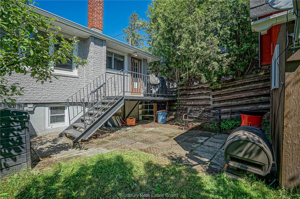 330 Jeanne D'Arc Avenue, Sudbury Ontario, Canada