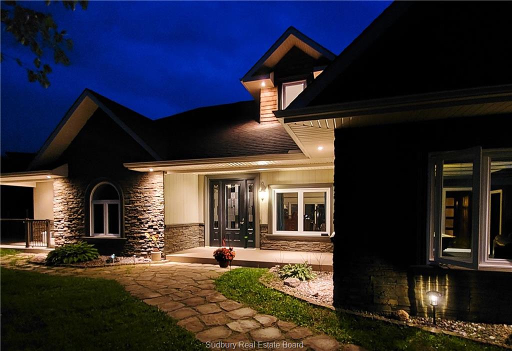 2804 Treeview Road, Sudbury Ontario, Canada