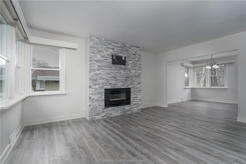 1350 Hawthorne Drive, Sudbury, Ontario, Canada