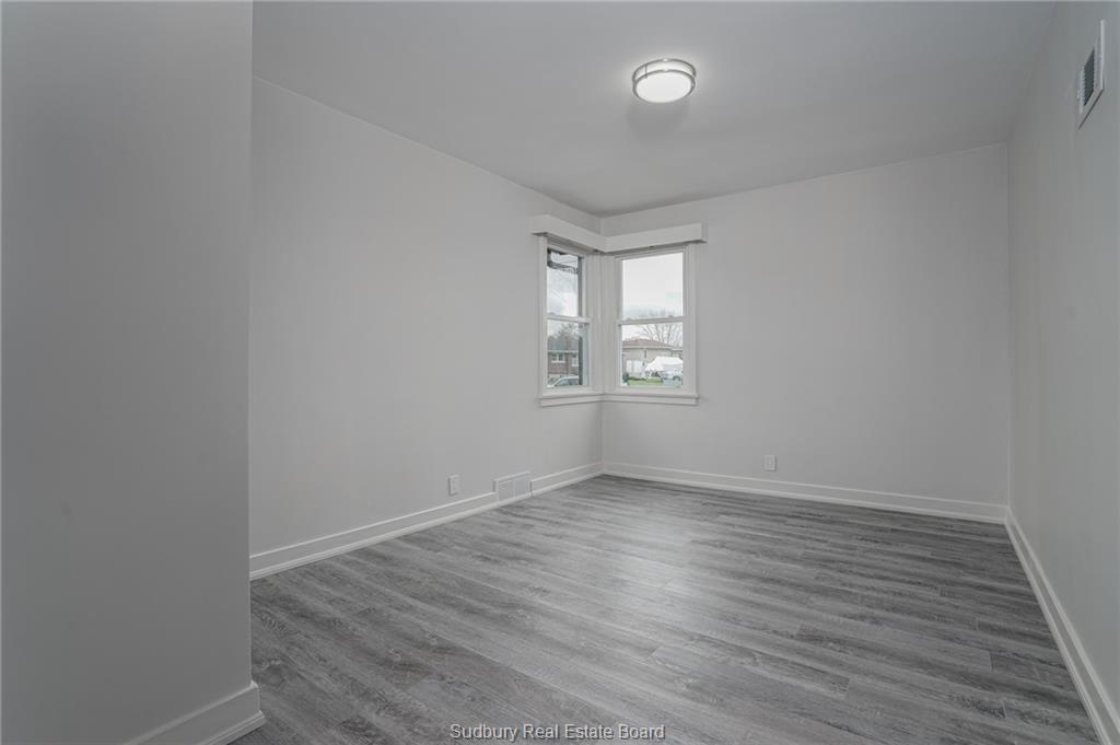 1350 Hawthorne Drive, Sudbury, Ontario, Canada