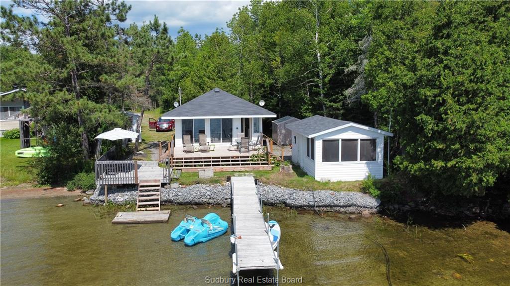 12 Northshore Road, Field Ontario, Canada