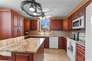 2000 regent unit# 203, Sudbury Ontario, Canada