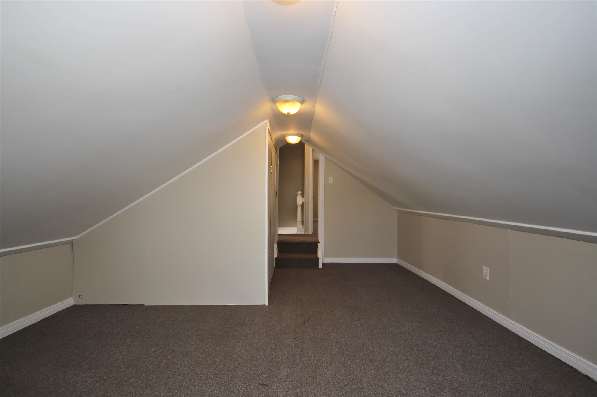 21-23 Sidings Street, Yarker, Ontario, Canada