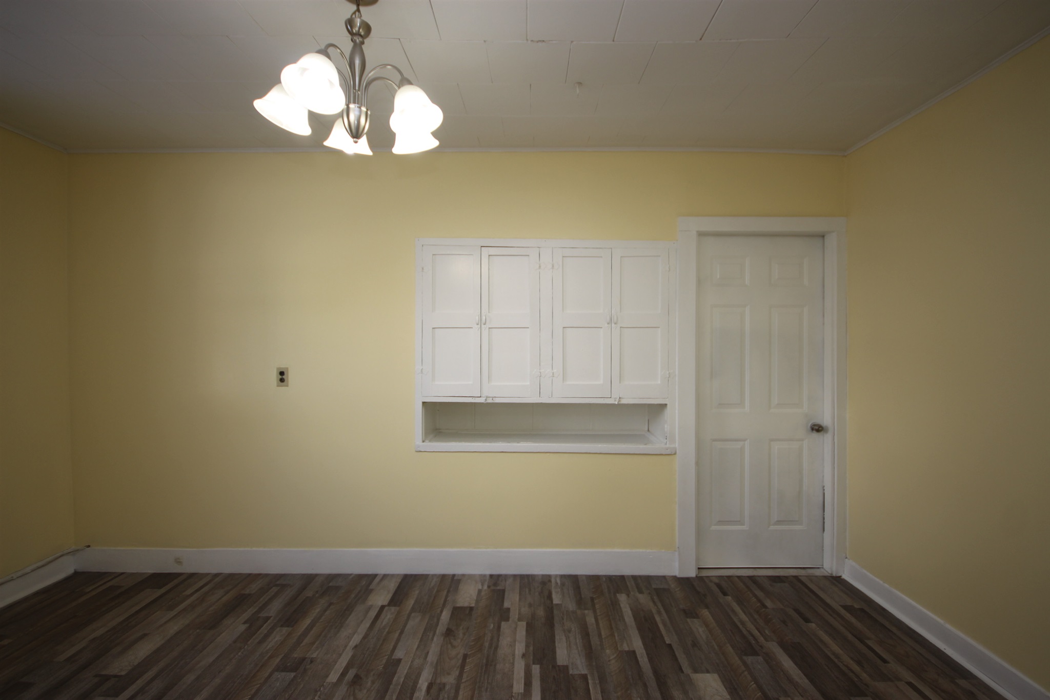 21-23 Sidings Street, Yarker, Ontario, Canada