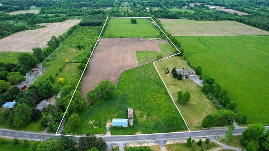 00 Simmons Road, Loyalist Township, Ontario, Canada