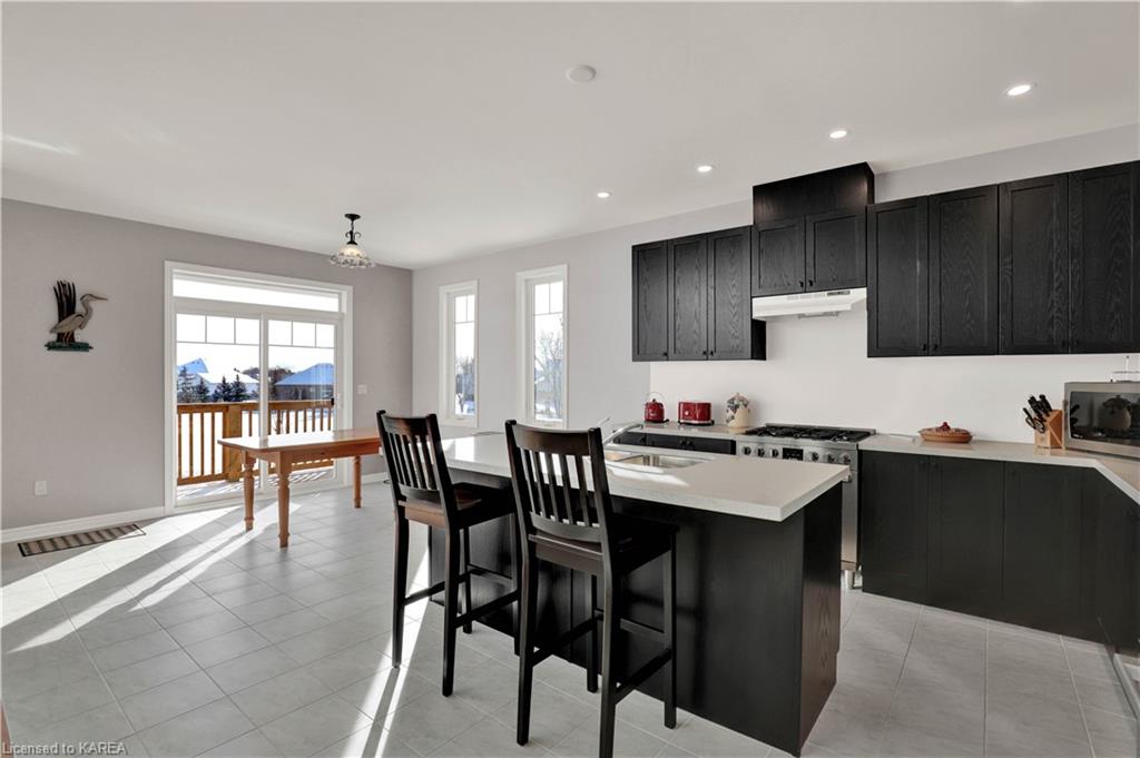 128 GREENHAVEN Court, Bath, Ontario, Canada