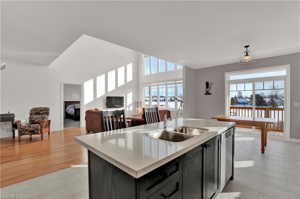 128 GREENHAVEN Court, Bath, Ontario, Canada