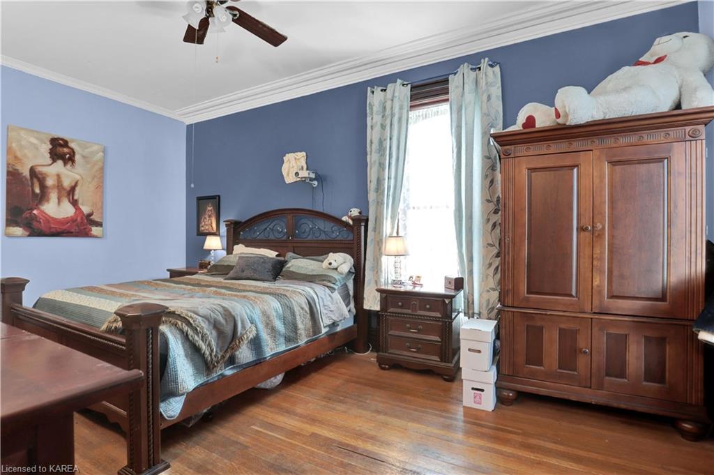 160 EAST Street, Napanee, Ontario, Canada
