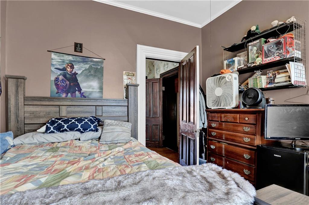 160 EAST Street, Napanee, Ontario, Canada