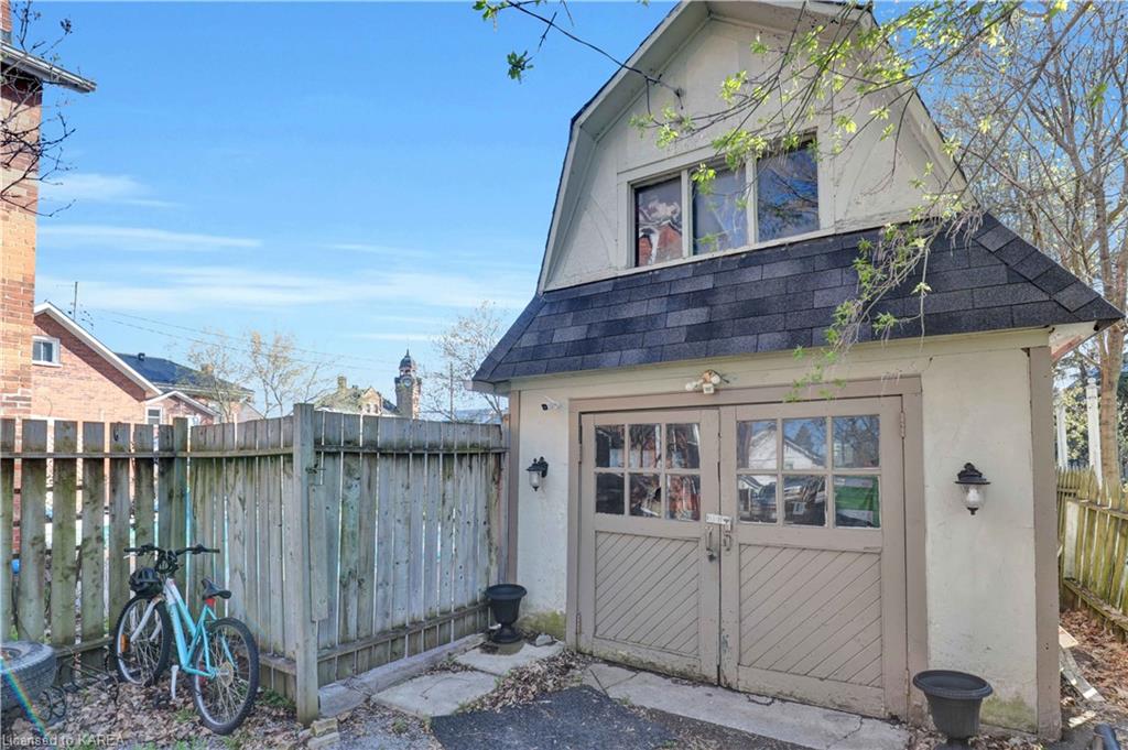 160 EAST Street, Napanee, Ontario, Canada