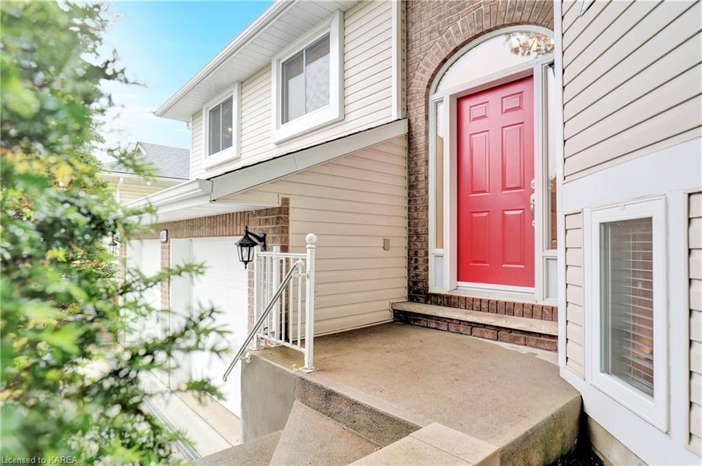 661 MACDONALD Drive, Gananoque, Ontario, Canada