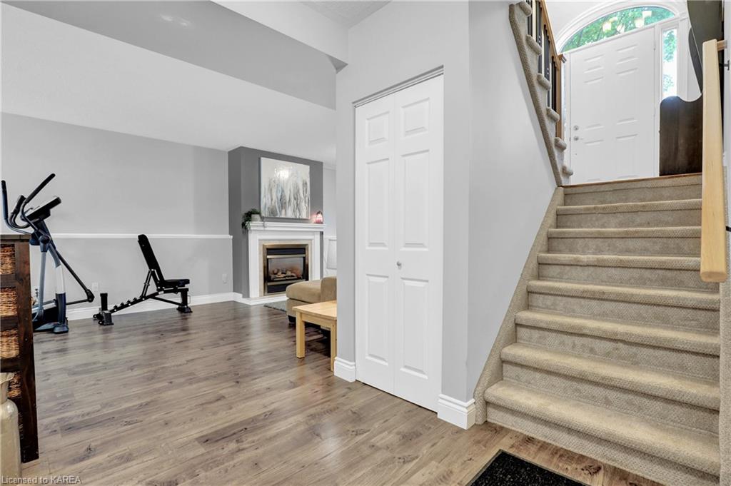 661 MACDONALD Drive, Gananoque, Ontario, Canada