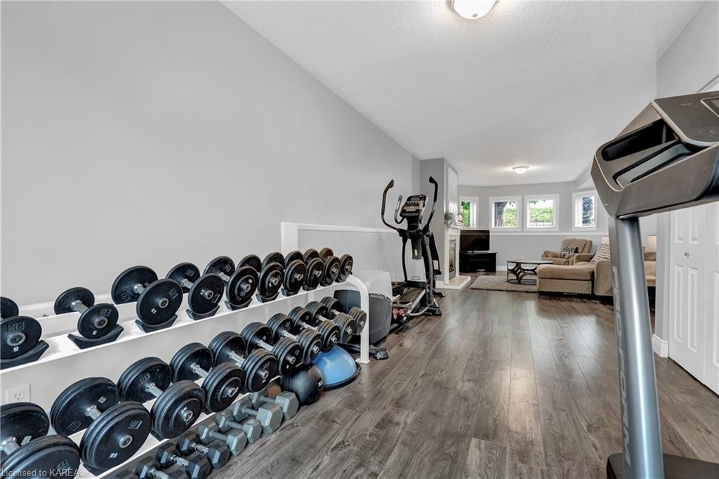 661 MACDONALD Drive, Gananoque, Ontario, Canada