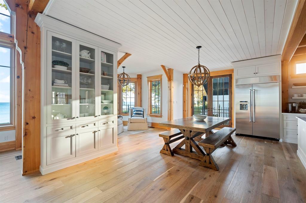 1776 LAKESHORE Road, Sarnia, Ontario, Canada