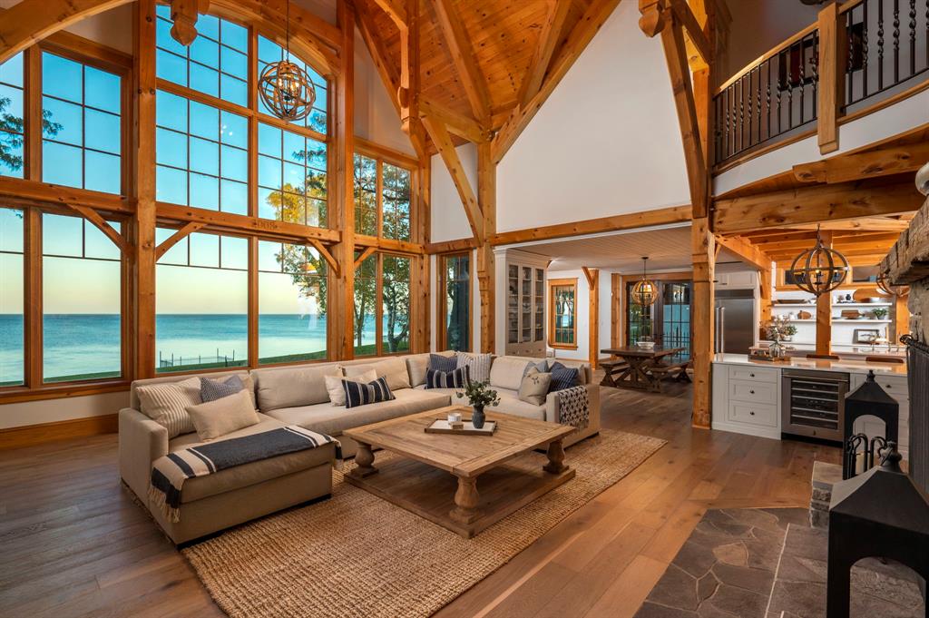 1776 LAKESHORE Road, Sarnia, Ontario, Canada