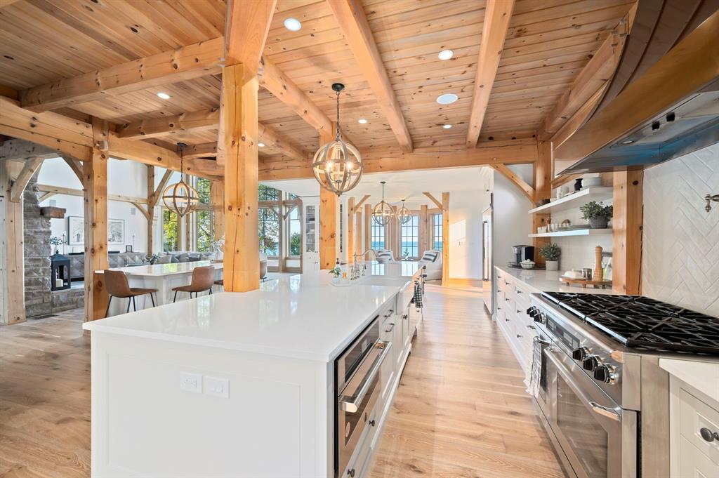 1776 LAKESHORE Road, Sarnia, Ontario, Canada