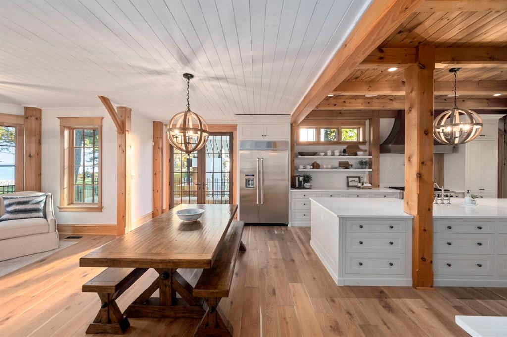 1776 LAKESHORE Road, Sarnia, Ontario, Canada