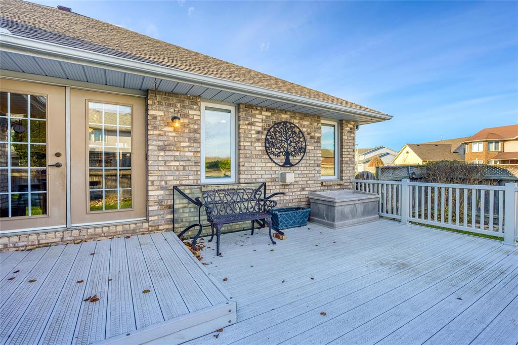 400 RIDLEY Court, Sarnia, Ontario, Canada