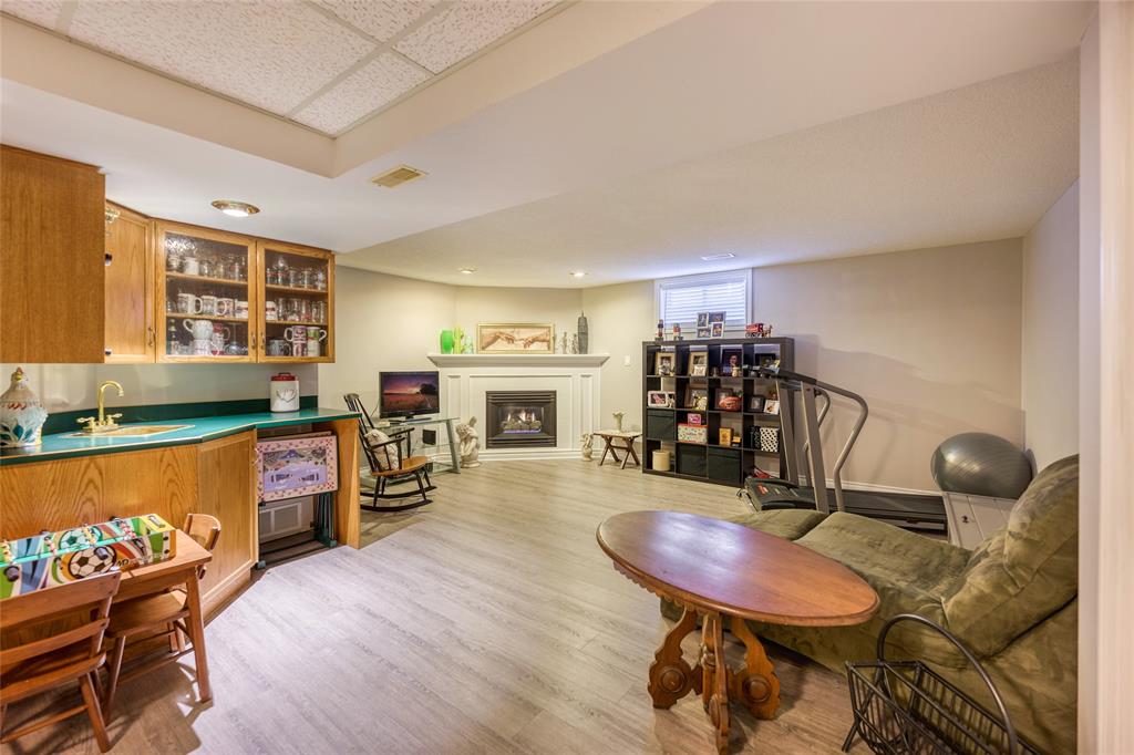 400 RIDLEY Court, Sarnia, Ontario, Canada
