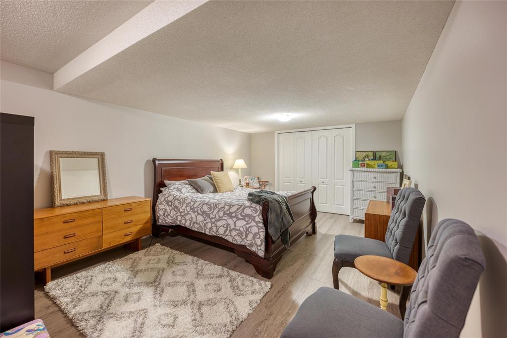 400 RIDLEY Court, Sarnia, Ontario, Canada