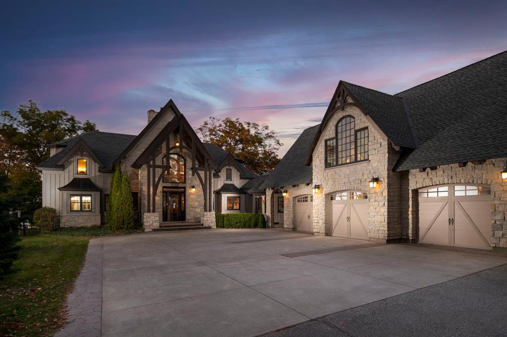 1776 LAKESHORE Road, Sarnia, Ontario, Canada