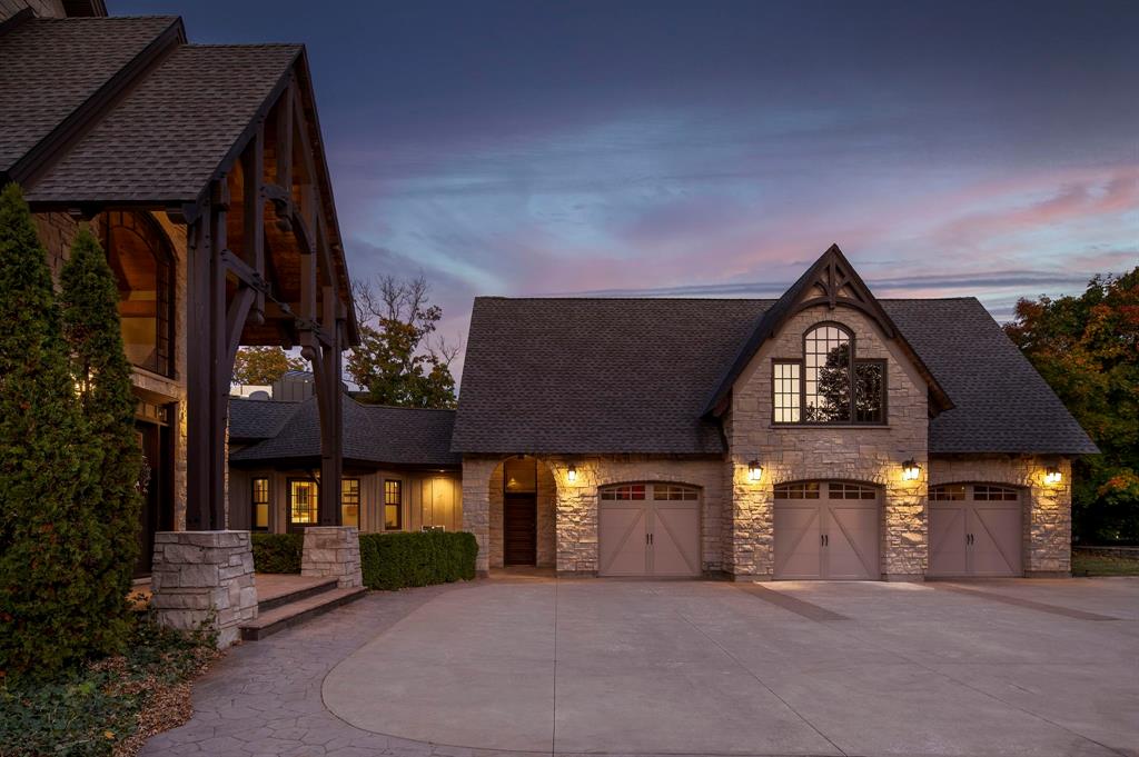 1776 LAKESHORE Road, Sarnia, Ontario, Canada