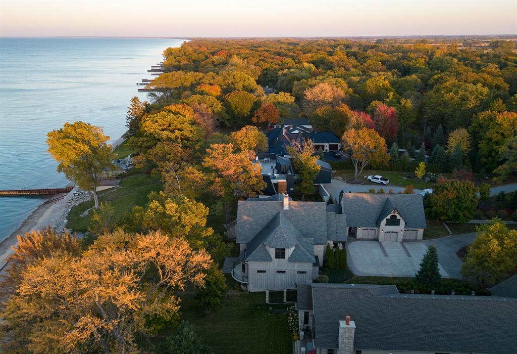 1776 LAKESHORE Road, Sarnia, Ontario, Canada