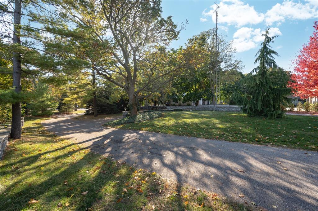 1776 LAKESHORE Road, Sarnia, Ontario, Canada