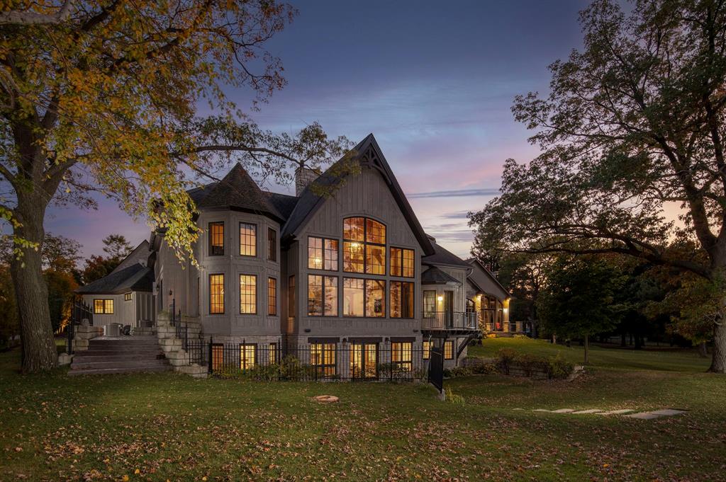 1776 LAKESHORE Road, Sarnia, Ontario, Canada