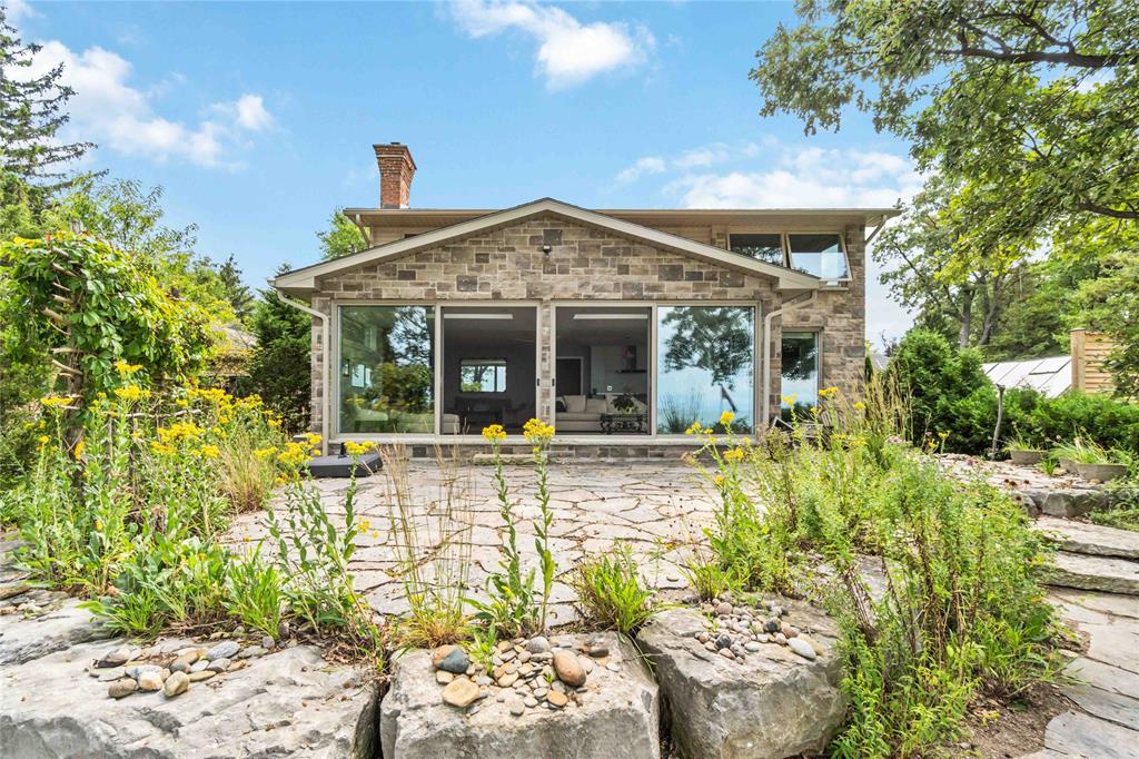 620 BEACH Lane, Sarnia, Ontario, Canada