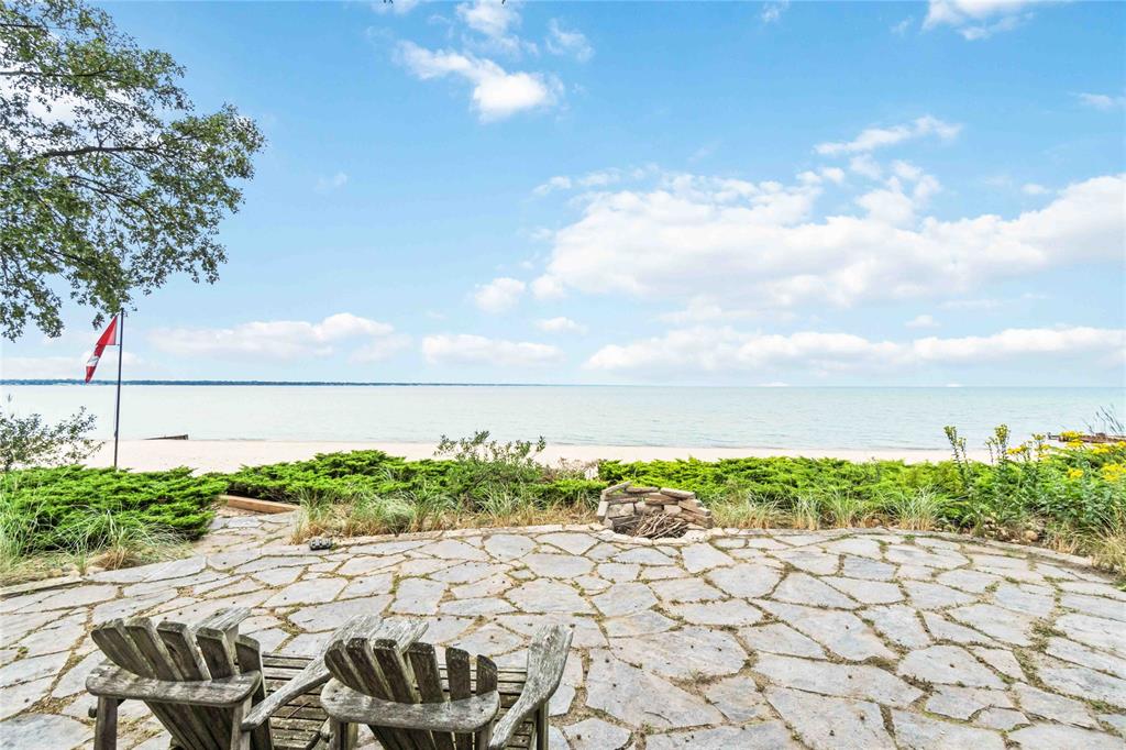 620 BEACH Lane, Sarnia, Ontario, Canada