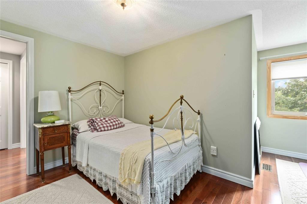 620 BEACH Lane, Sarnia, Ontario, Canada