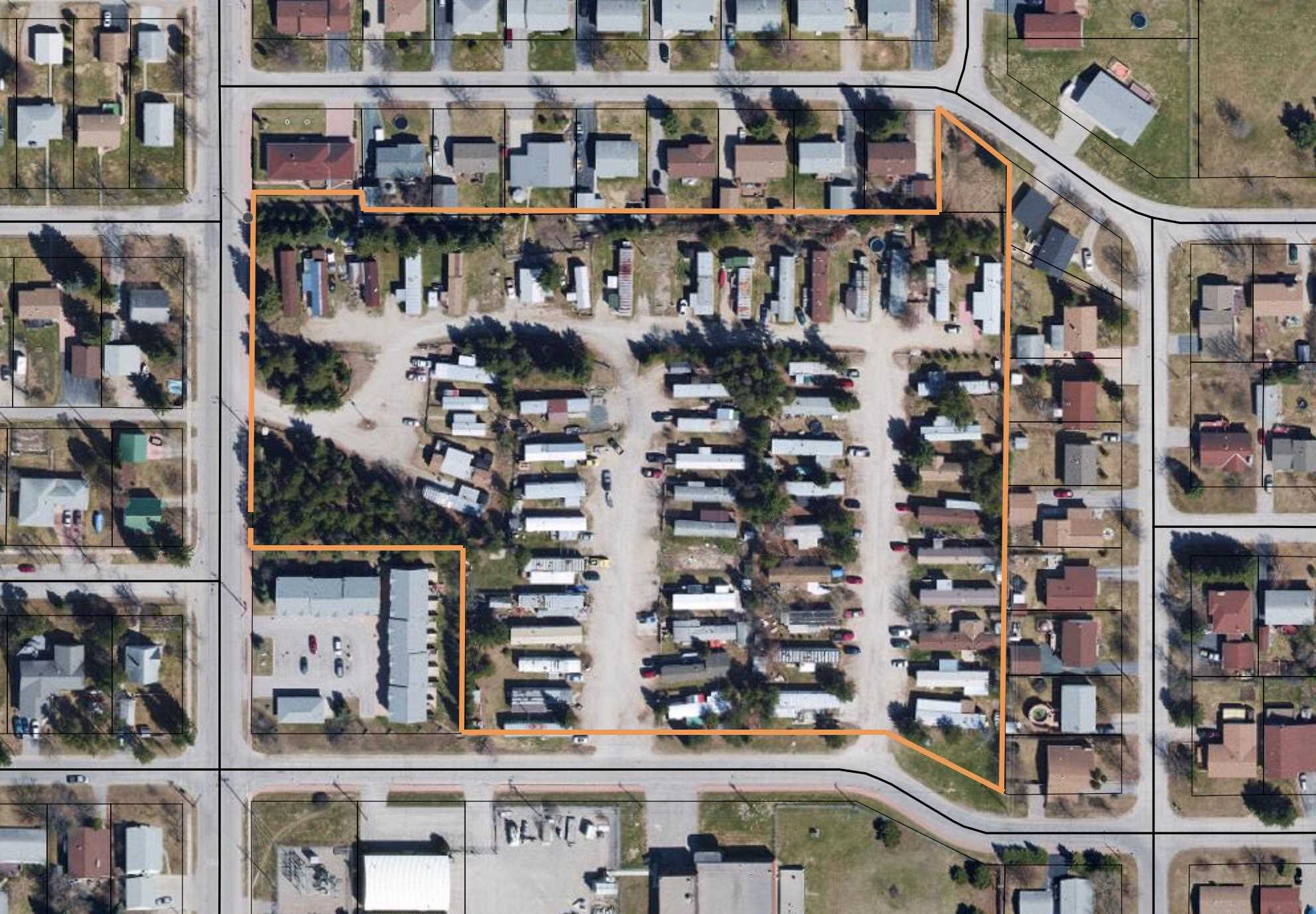 155 Memorial Avenue, Dryden Ontario, Canada