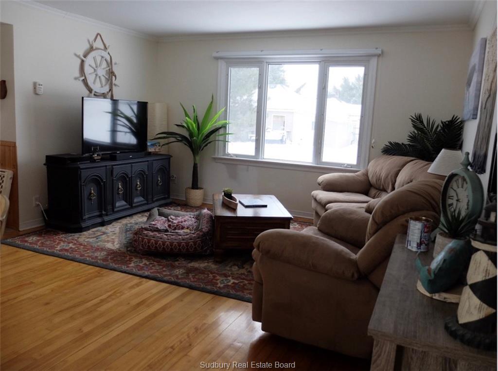 7 Brodie Street, Garson Ontario, Canada