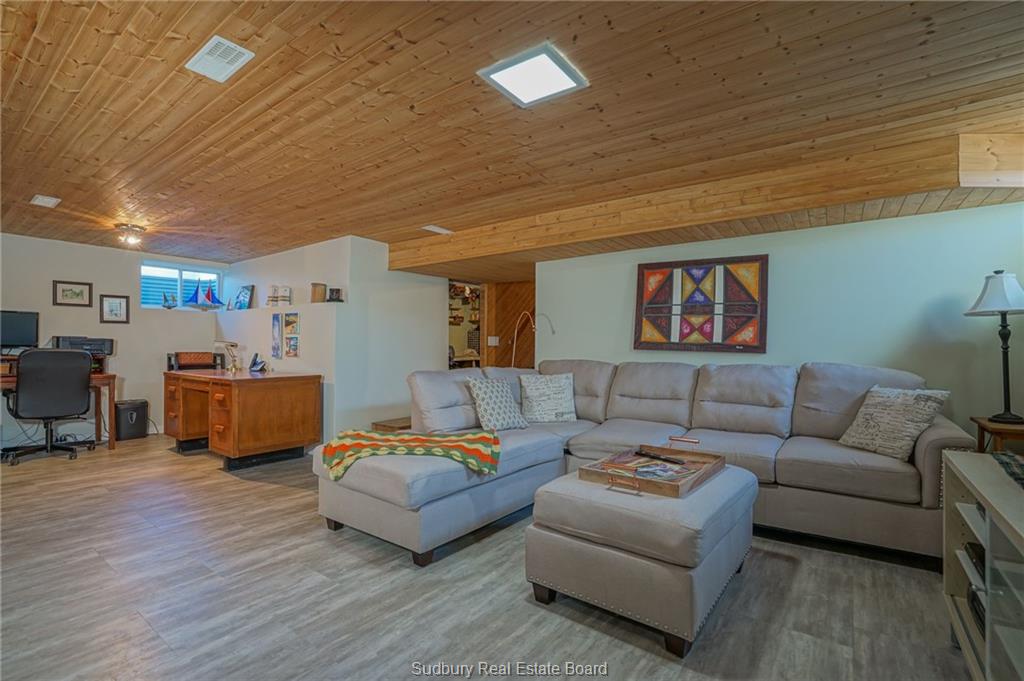 624 Main Street, Lively Ontario, Canada
