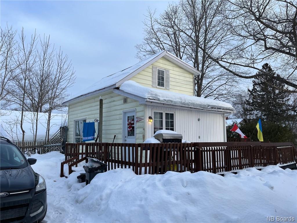 166 Elm Street, Woodstock New Brunswick, Canada