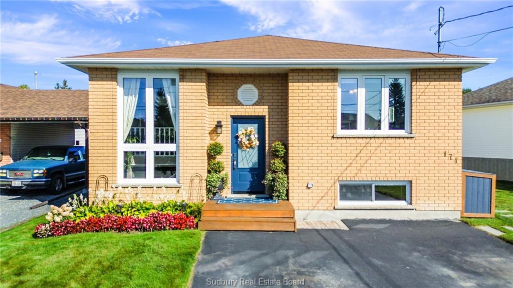 171 Ray Street, Wahnapitae Ontario, Canada
