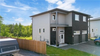 4137 Bonaventure Drive, Hanmer Ontario