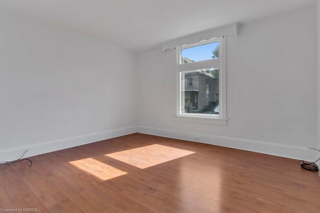 22 SMITH Street, Kingston, Ontario, Canada