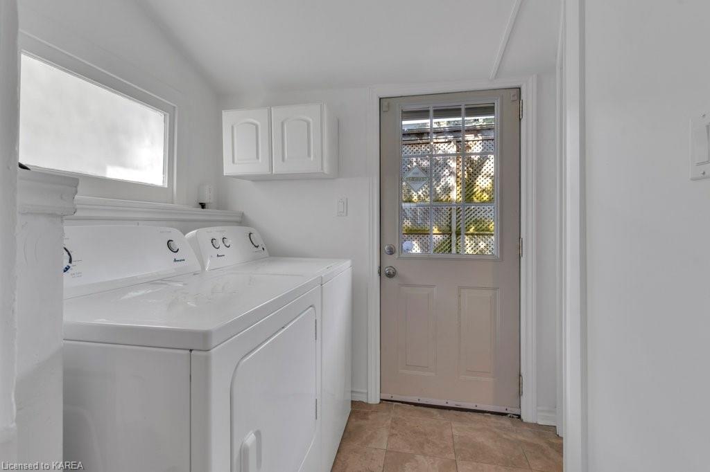 22 SMITH Street, Kingston, Ontario, Canada