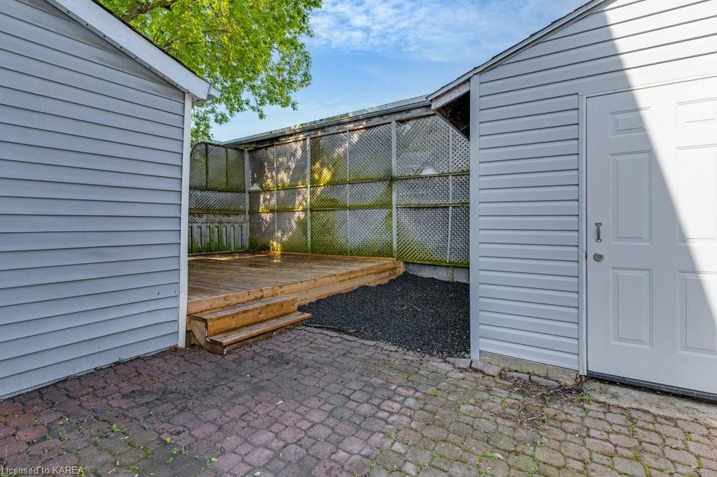 22 SMITH Street, Kingston, Ontario, Canada