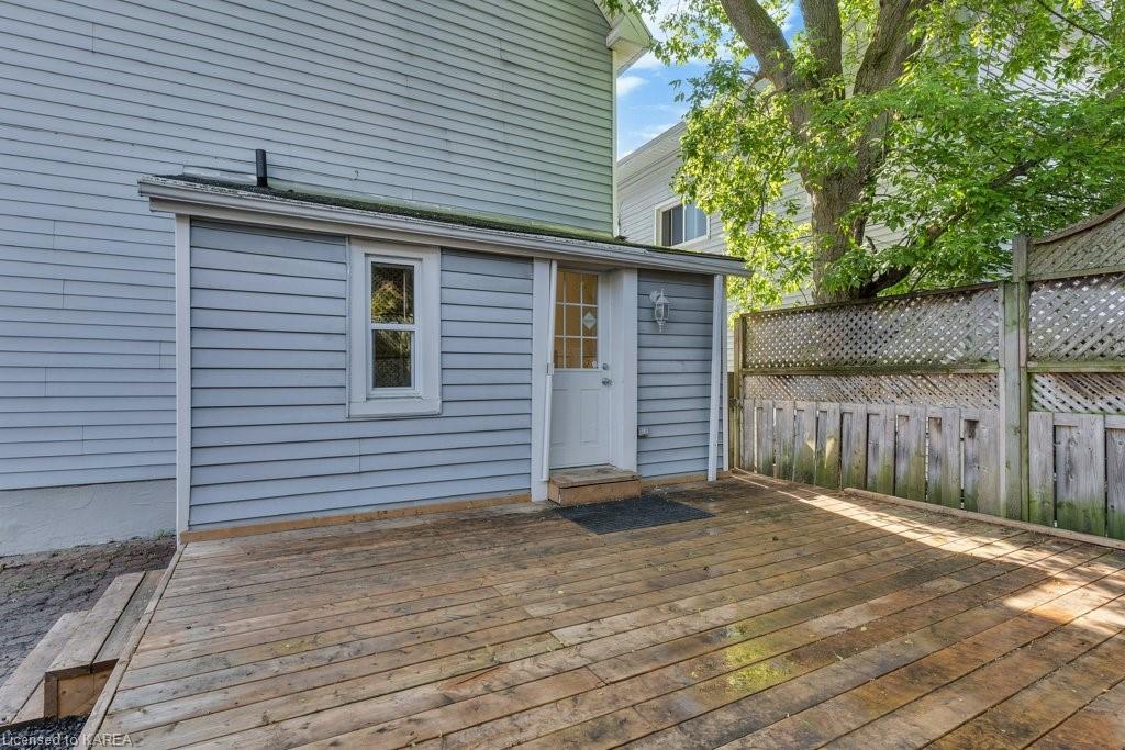 22 SMITH Street, Kingston, Ontario, Canada