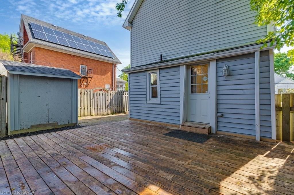 22 SMITH Street, Kingston, Ontario, Canada