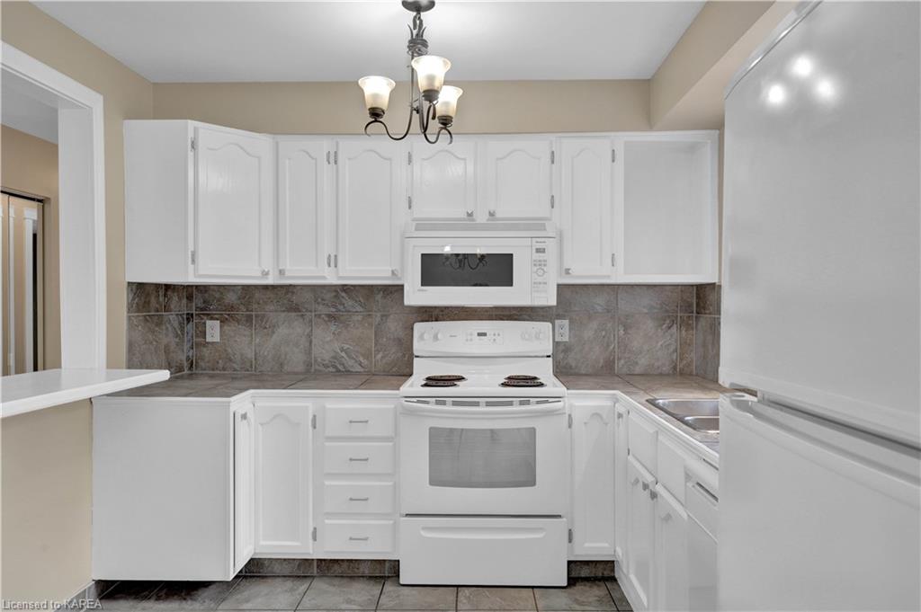807 ROBSON Place, Kingston, Ontario, Canada