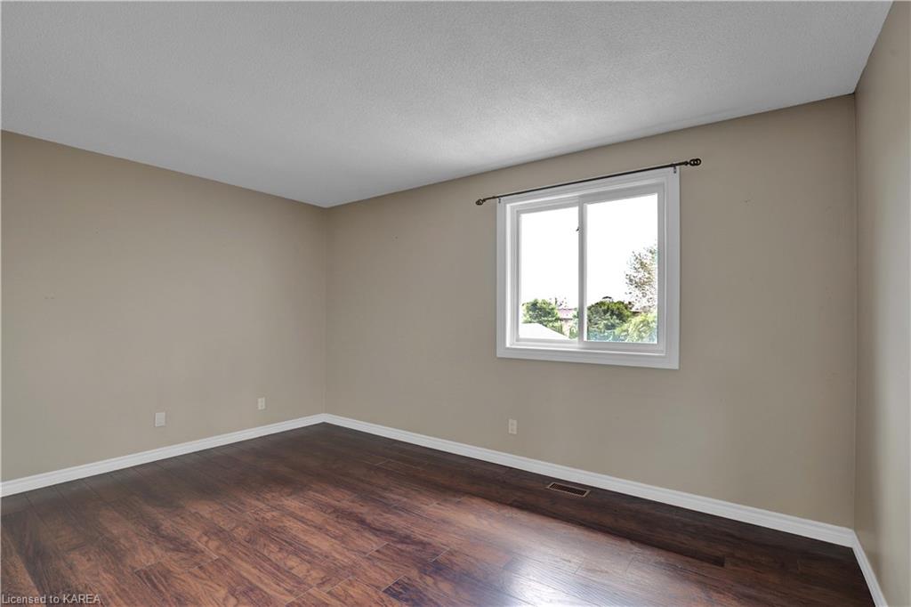 807 ROBSON Place, Kingston, Ontario, Canada