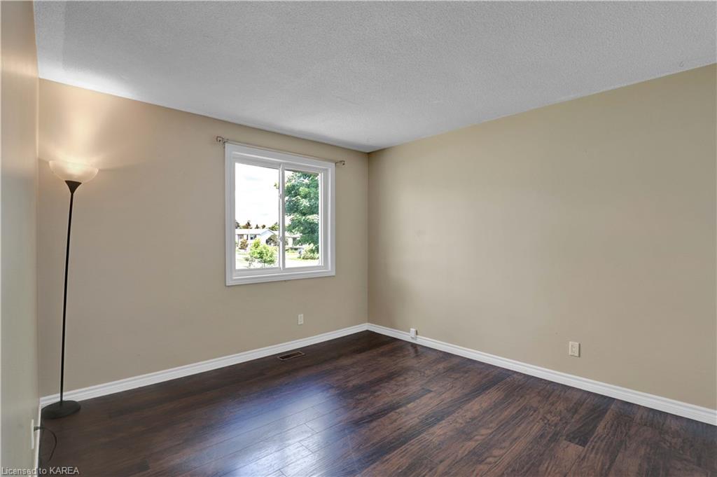 807 ROBSON Place, Kingston, Ontario, Canada