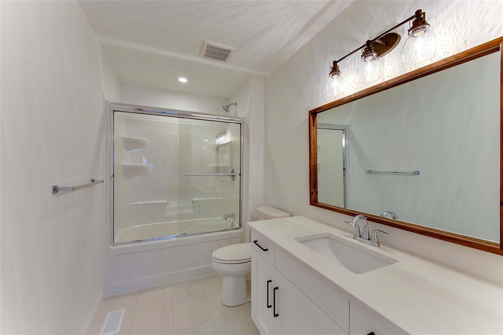 387 BAYHILL Drive, St. Clair, Ontario, Canada