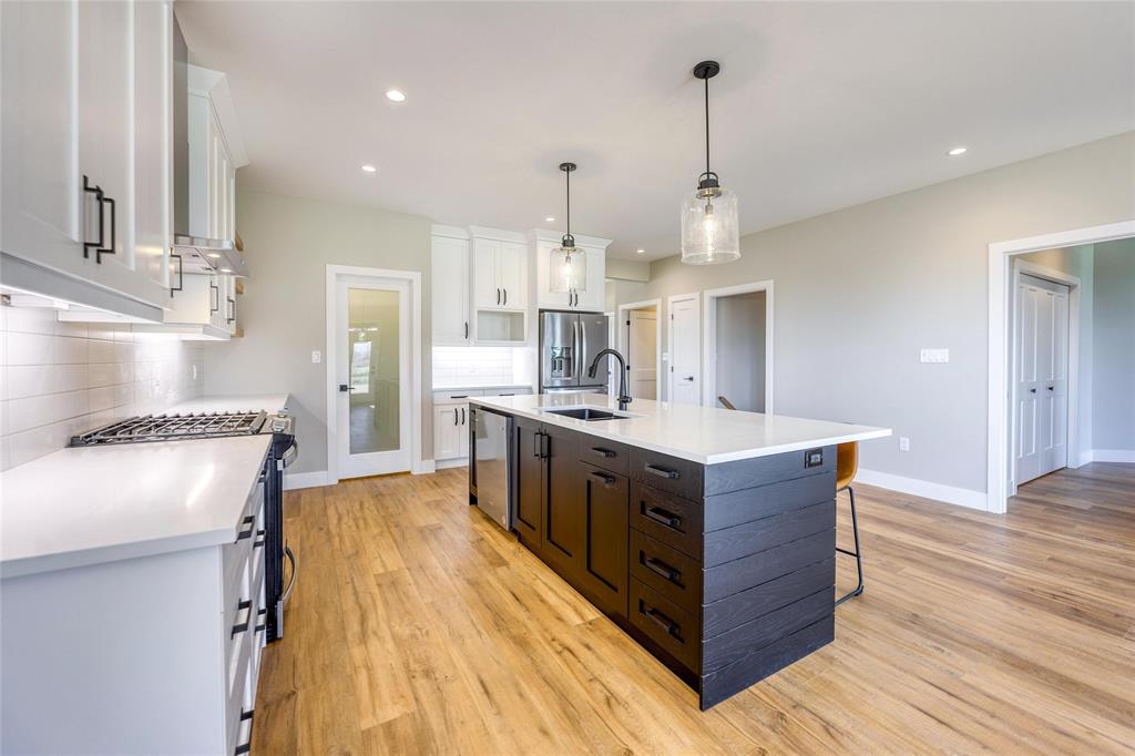 402 BAYHILL Drive, St. Clair, Ontario, Canada