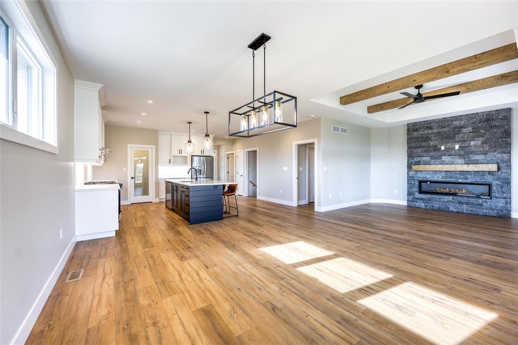 402 BAYHILL Drive, St. Clair, Ontario, Canada