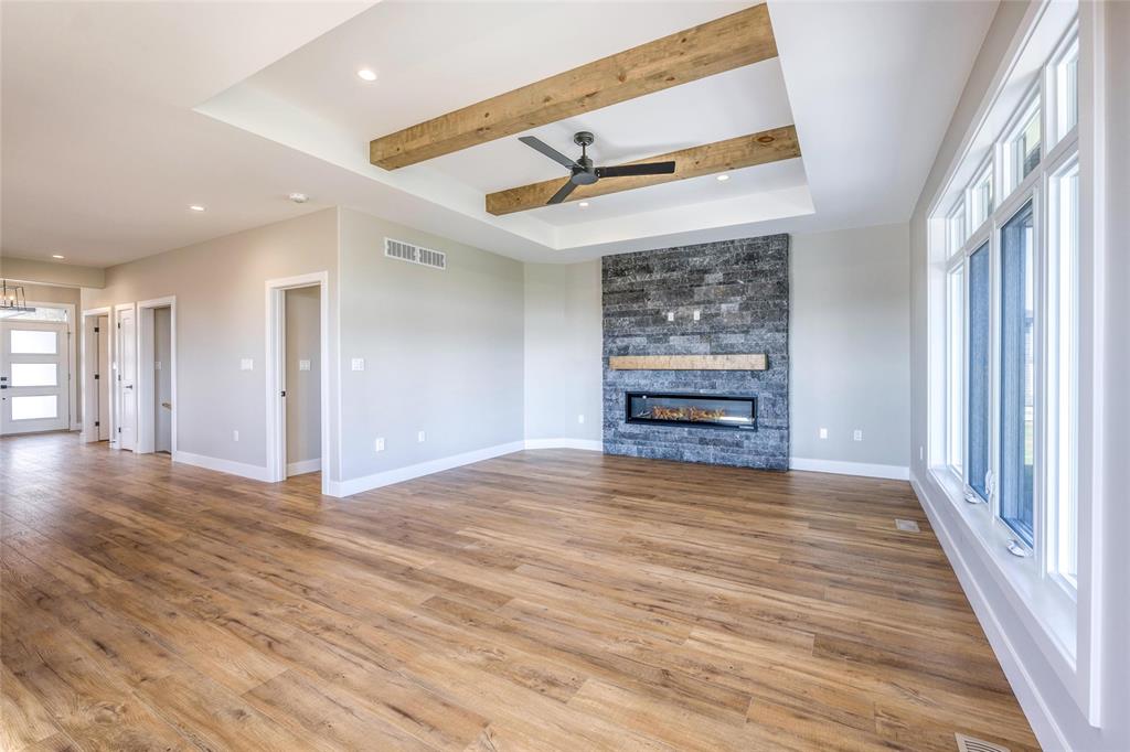 402 BAYHILL Drive, St. Clair, Ontario, Canada